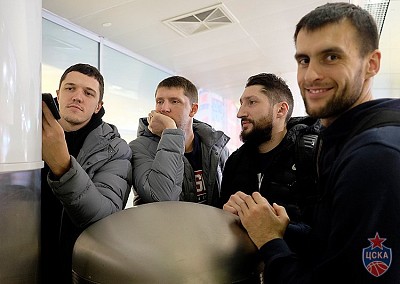 Semen Antonov, Victor Khryapa, Nikita Kurbanov and Alan Makiev (photo: M. Serbin, cskabasket.com)
