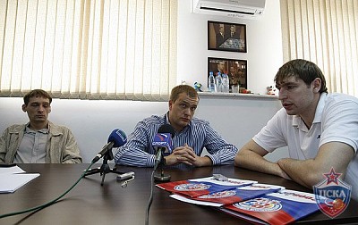 Andrey Vatoutin and Dmitriy Sokolov(photo M. Serbin, cskabasket.com)