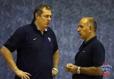 Dmitry Shakulin and  Emanuele Molin (photo M. Serbin, cskabasket.com)