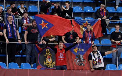 Болельщики ЦСКА (фото: Т. Макеева, cskabasket.com)