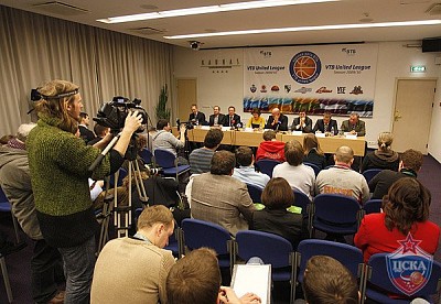  пресс-конференция (фото М. Сербин, cskabasket.com)
