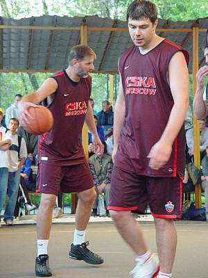 Valery Tikhonenko & Andrey Shchepankov (photo cskabasket.com)