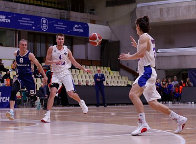 Александр Евсеев и Владимир Карпенко (фото: М. Сербин, cskabasket.com)