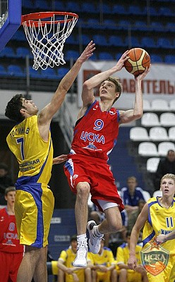 Maxim Zakharov (photo M. Serbin, cskabasket.com)