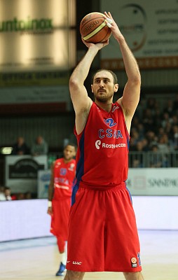 Nenad Krstic (photo: pallacanestrocantu.com)