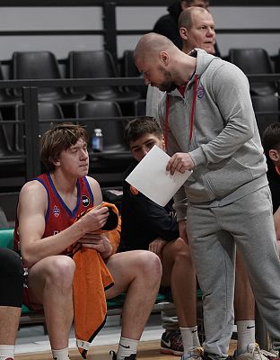 (фото: Т. Макеева, cskabasket.com)