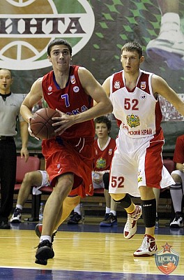 Антон Астапкович (фото М. Сербин, cskabasket.com)