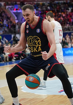 Никола Милутинов (фото: Т. Макеева, cskabasket.com)