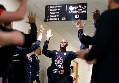 Амат М'Бай (фото: М. Сербин, cskabasket.com)