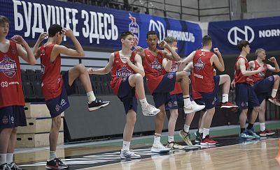 (фото: Т. Макеева, cskabasket.com)