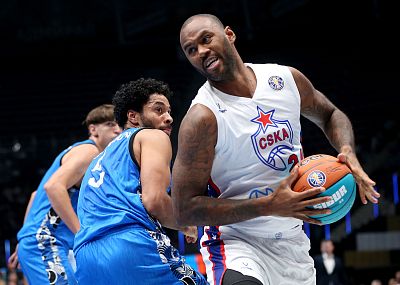 Амат М'Бай (фото: М. Сербин, cskabasket.com)