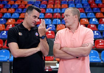 Андреас Пистиолис и Андрей Ватутин (фото: Т. Макеева, cskabasket.com)