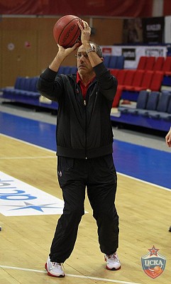 Этторе Мессина (фото: М. Сербин, cskabasket.com)