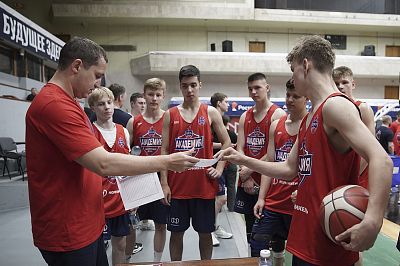 (фото: Т. Макеева, cskabasket.com)