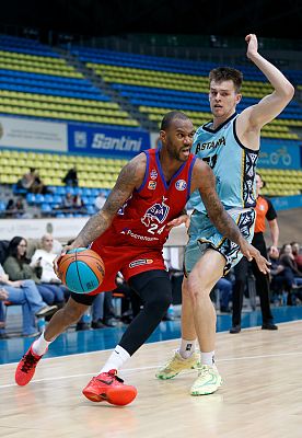 Амат М'Бай (фото: М. Сербин, cskabasket.com)