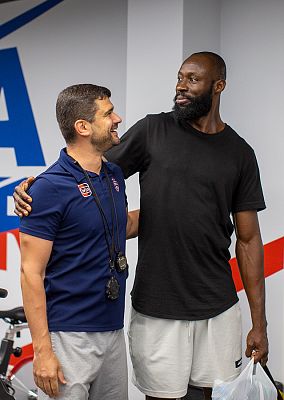 Павел Герасимов и Тони Джекири (фото: М. Сербин, cskabasket.com)