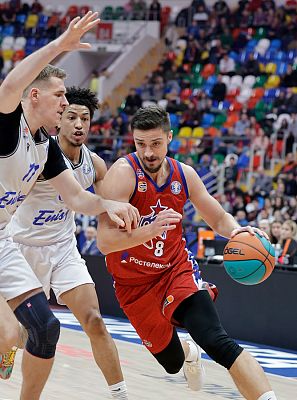 Антон Астапкович (фото: Т. Макеева, cskabasket.com)