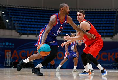 Амат М'Бай (фото: М. Сербин, cskabasket.com)