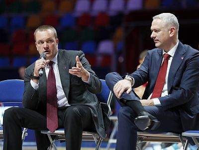Андрей Ватутин и Эмил Райкович (фото: М. Сербин, cskabasket.com)