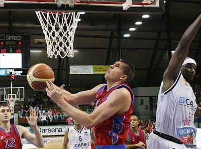Viktor Khryapa (photo basketclubferrara.it)