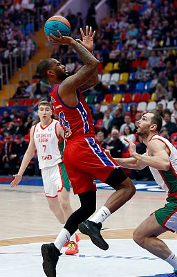 Амат М'Бай (фото: М. Сербин, cskabasket.com)