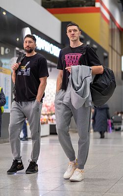 Никита Курбанов и Семён Антонов (фото: М. Сербин, cskabasket.com) 