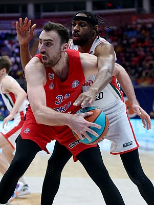 Никола Милутинов (фото: М. Сербин, cskabasket.com)