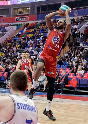 Амат М'Бай (фото: Т. Макеева, cskabasket.com)