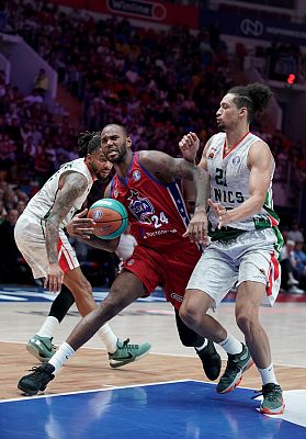 Амат М'Бай (фото: Т. Макеева, cskabasket.com)