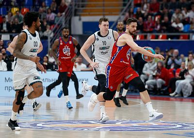 Антон Астапкович (фото: М. Сербин, cskabasket.com)