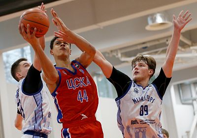 Габриэль Можекву (фото: М. Сербин, cskabasket.com)