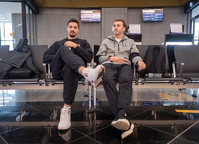 Антон Астапкович и Артём Комолов (фото: М. Сербин, cskabasket.com)