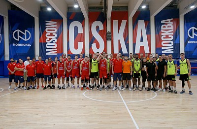 (фото: М. Сербин, cskabasket.com)