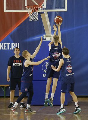 (фото: М. Сербин, cskabasket.com)