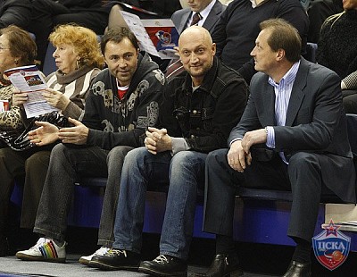 Михаил Ершов и Гоша Куценко (фото М. Сербин, cskabasket.com)