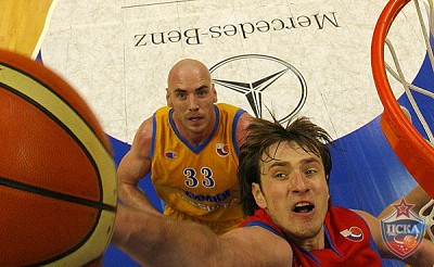 Матьяж Смодиш стал самым результативным игроком матча (фото М. Сербин, cskabasket.com)