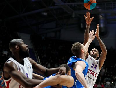 Амат М'Бай (фото: М. Сербин, cskabasket.com)