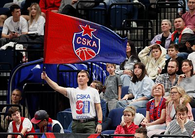 Болельщики ЦСКА (фото: М. Сербин, cskabasket.com)