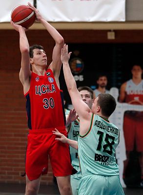 Дэниэл Санамян (фото: М. Сербин, cskabasket.com)