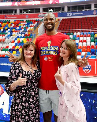 Амат М'Бай (фото: М. Сербин, cskabasket.com)