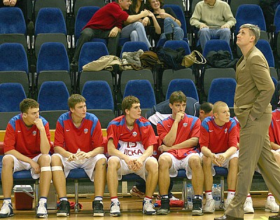 CSKA bench (photo cskabasket.com)