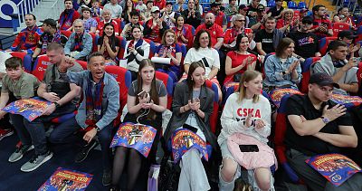 Болельщики ЦСКА (фото: Т. Макеева, cskabasket.com)