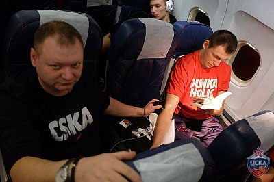 Roman Abzhelilov and Vitaly Fridzon (photo: M. Serbin, cskabasket.com)