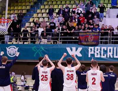 Болельщики ЦСКА (фото: М. Сербин, cskabasket.com)