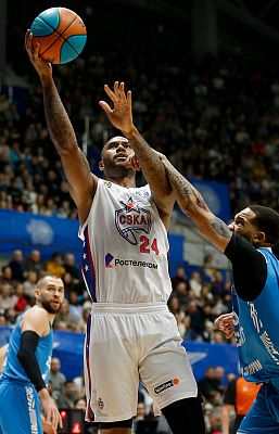 Амат М'Бай (фото: М. Сербин, cskabasket.com)