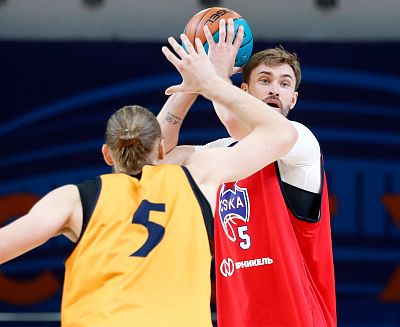 Александр Ганькевич (фото: М. Сербин, cskabasket.com)