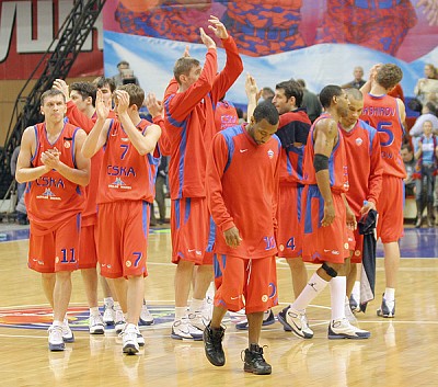 CSKA sanks for fans (photo Y. Kuzmin)