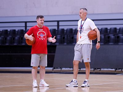 Алексей Жуков и Олег Бартунов (фото: М. Сербин, cskabasket.com)
