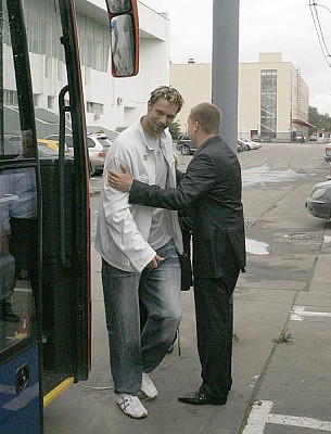 Андрей Ватутин и Дэвид Андерсен (фото cskabasket.com)
