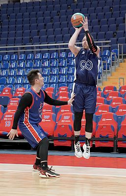 (фото: cskabasket.com)